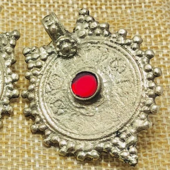 Vintage Coin Jewelry Set- Choker Necklace, Ring and Earrings- Vintage JewelrySet - Picture 6 of 8